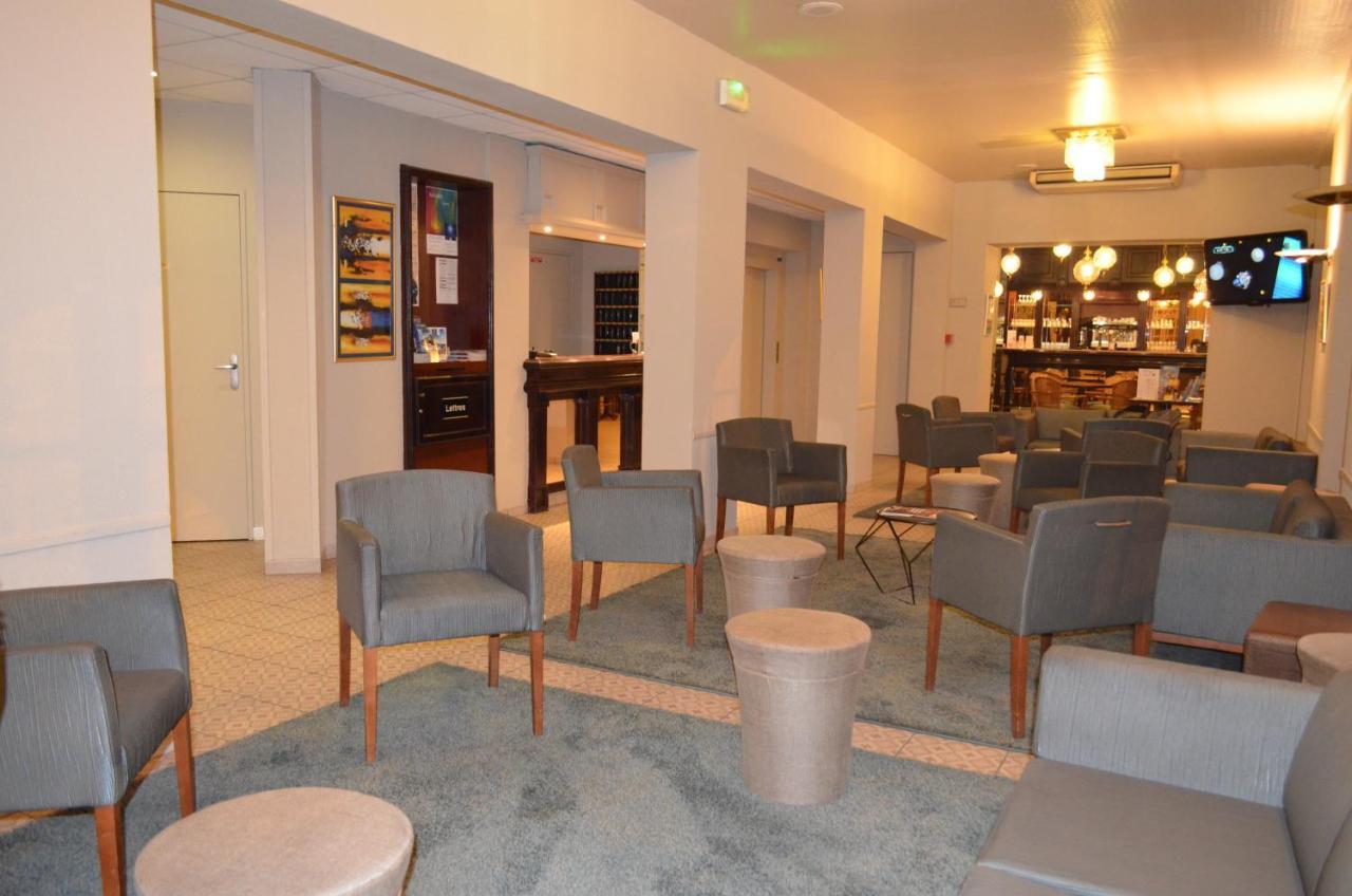 Aneto Hotel 3*